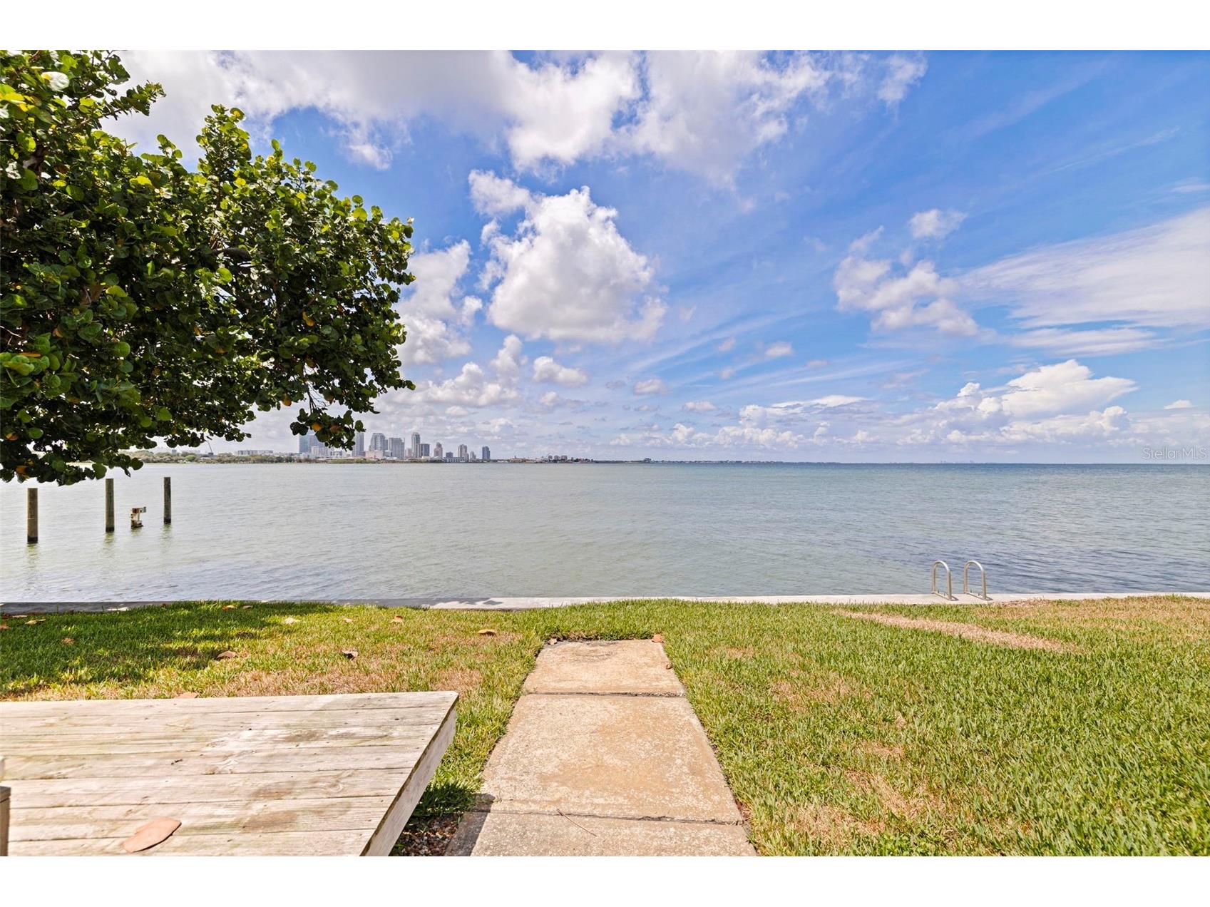 501 22nd Avenue SE Saint Petersburg FL 33705 - TAMPA BAY TB8524366 image31