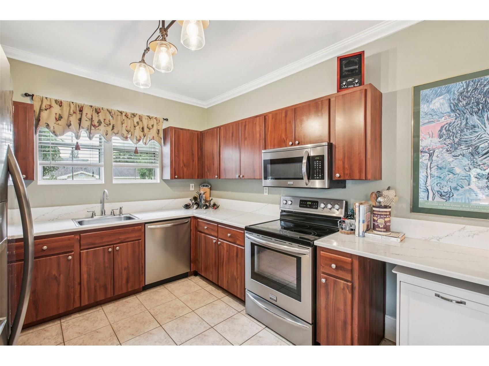 501 32nd Avenue N Saint Petersburg FL 33704 TB8462167 image17