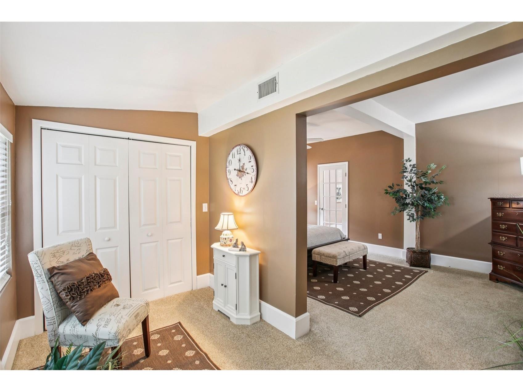 501 32nd Avenue N Saint Petersburg FL 33704 TB8462167 image22