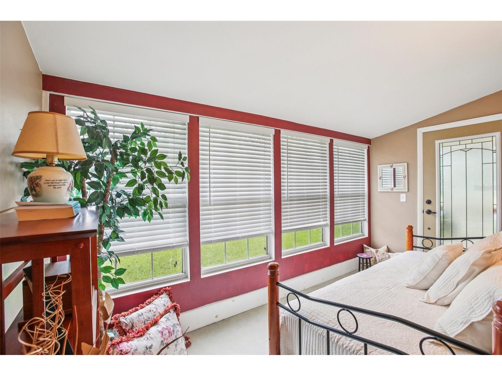 501 32nd Avenue N Saint Petersburg FL 33704 TB8462167 image28