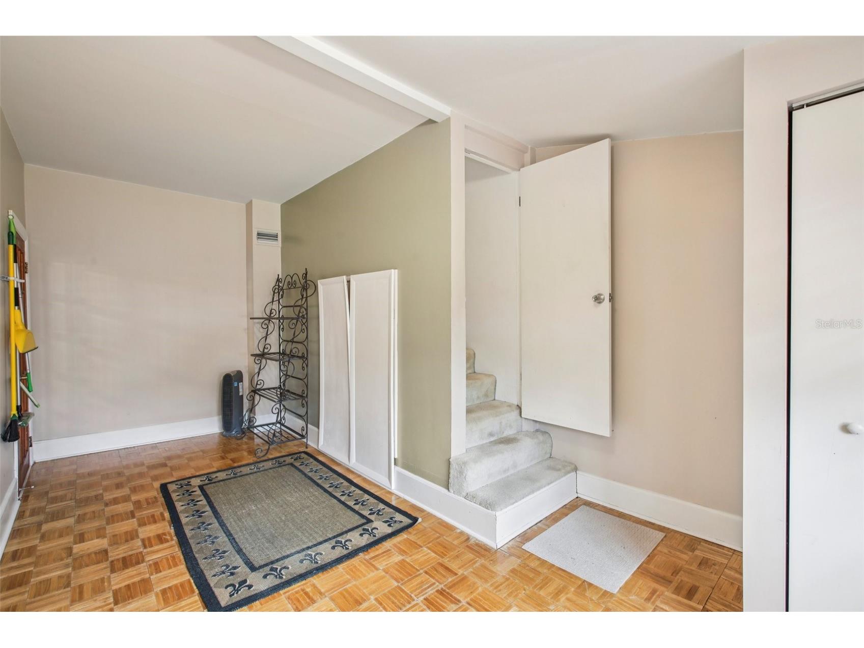 501 32nd Avenue N Saint Petersburg FL 33704 TB8462167 image39