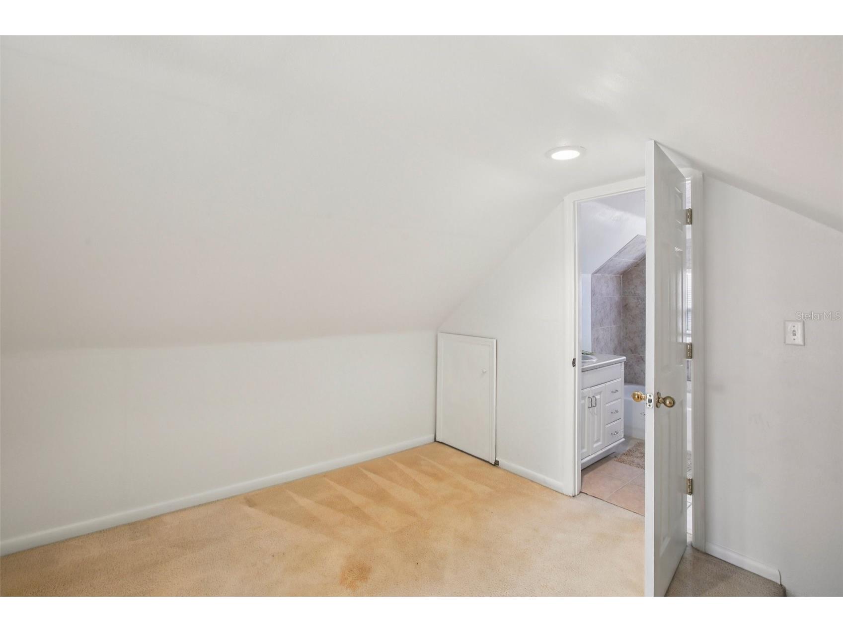 501 32nd Avenue N Saint Petersburg FL 33704 TB8462167 image42