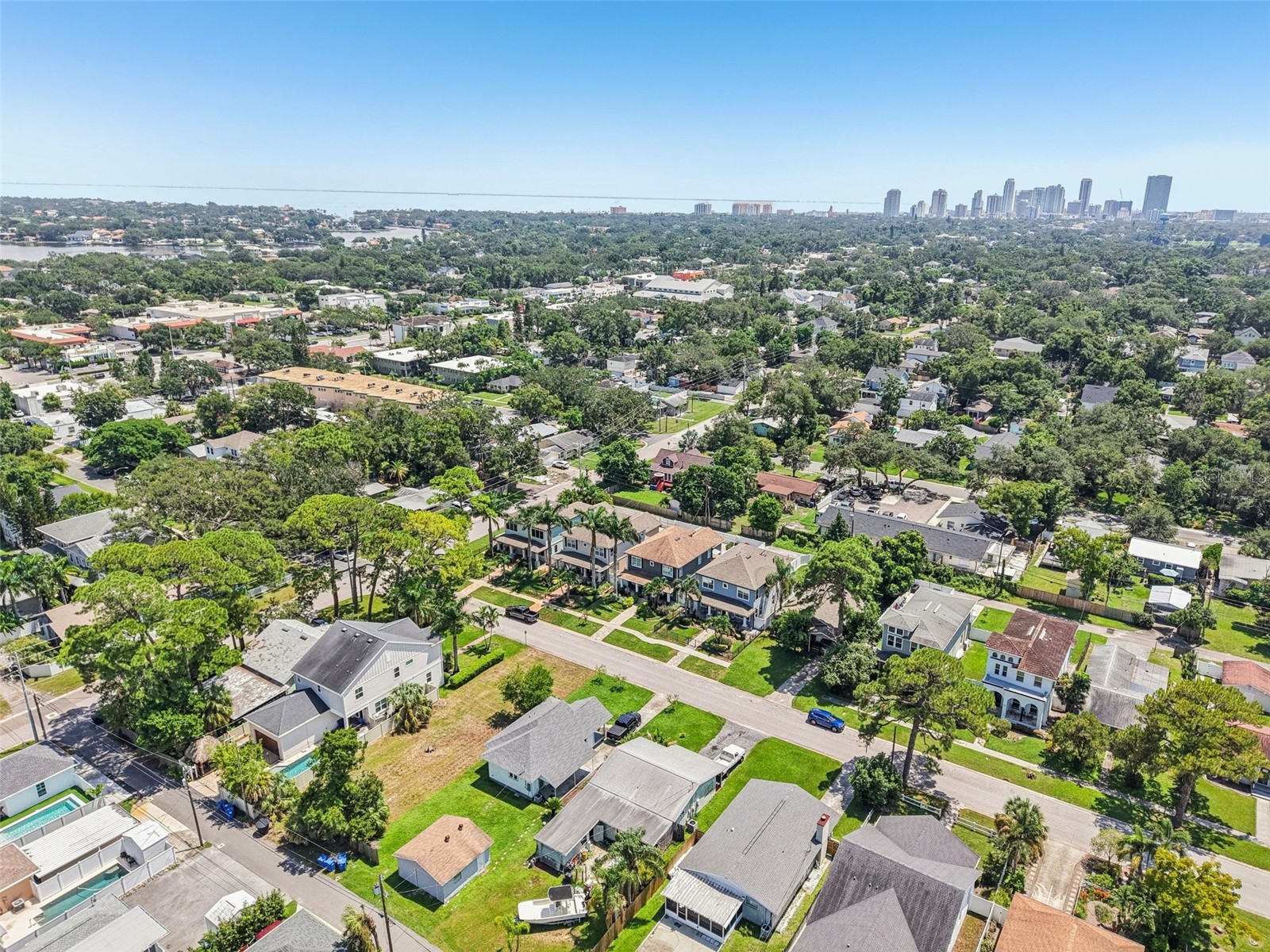 501 32nd Avenue N Saint Petersburg FL 33704 TB8462167 image56