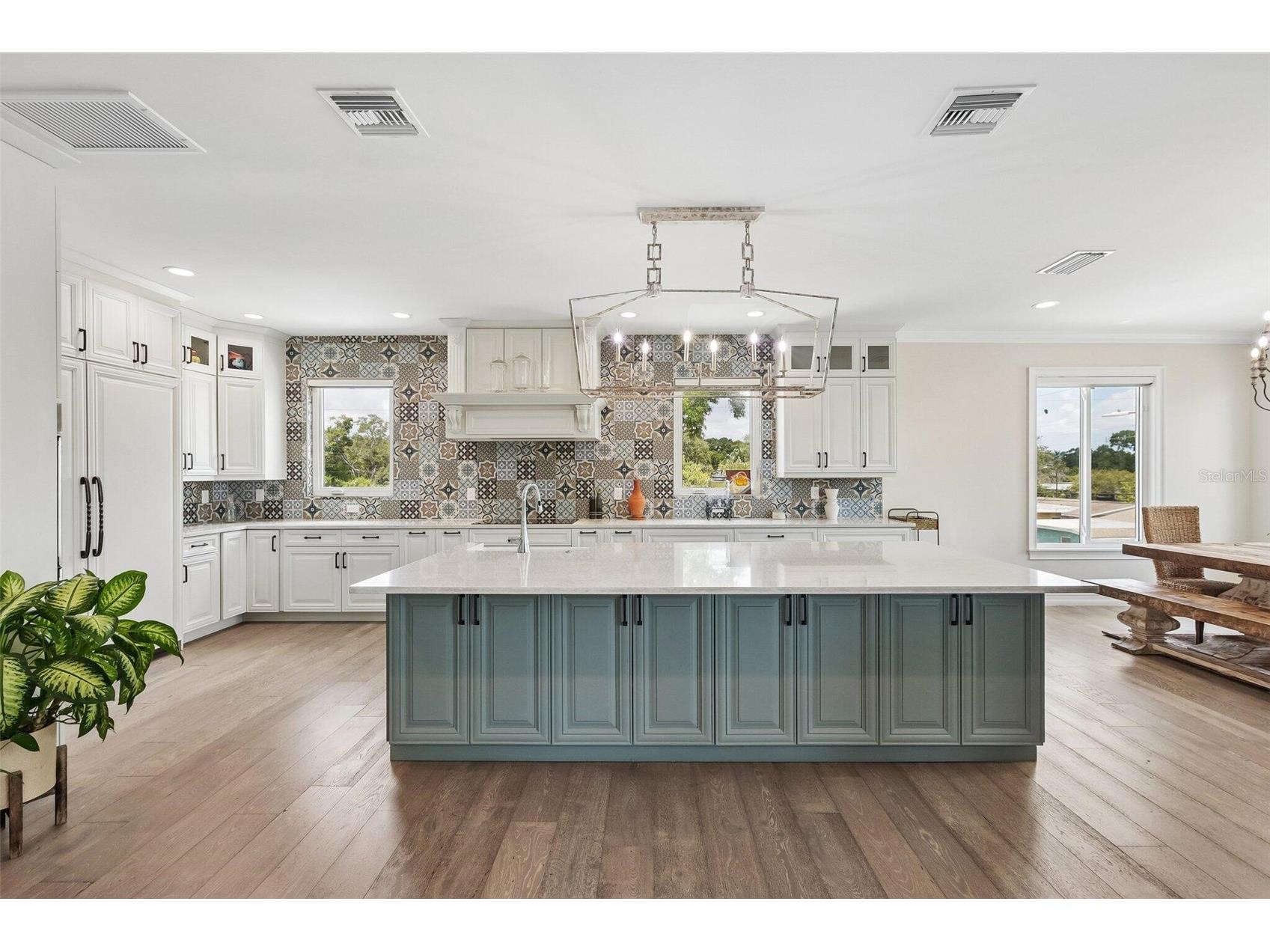 501 40th Avenue NE Saint Petersburg FL 33703 O6414691 image13