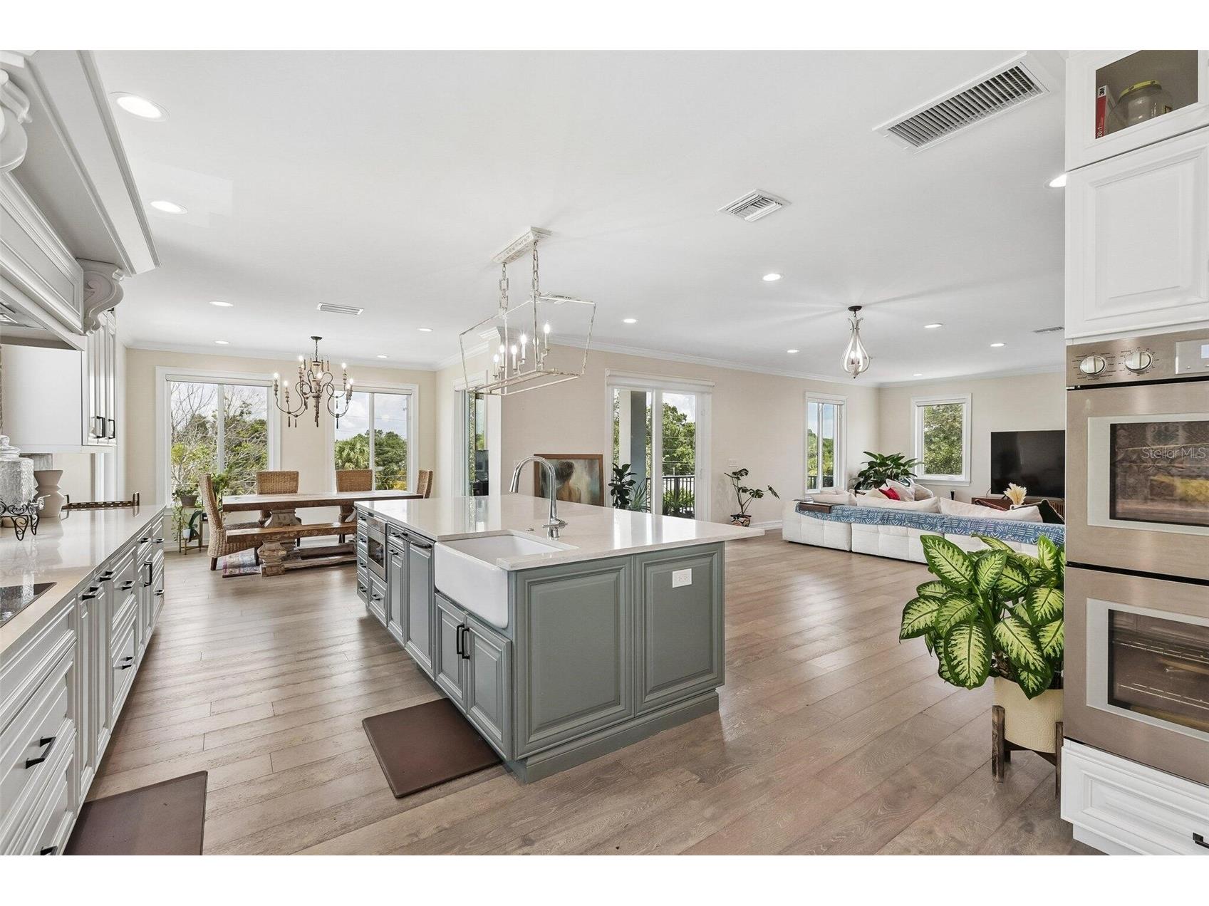 501 40th Avenue NE Saint Petersburg FL 33703 O6414691 image16