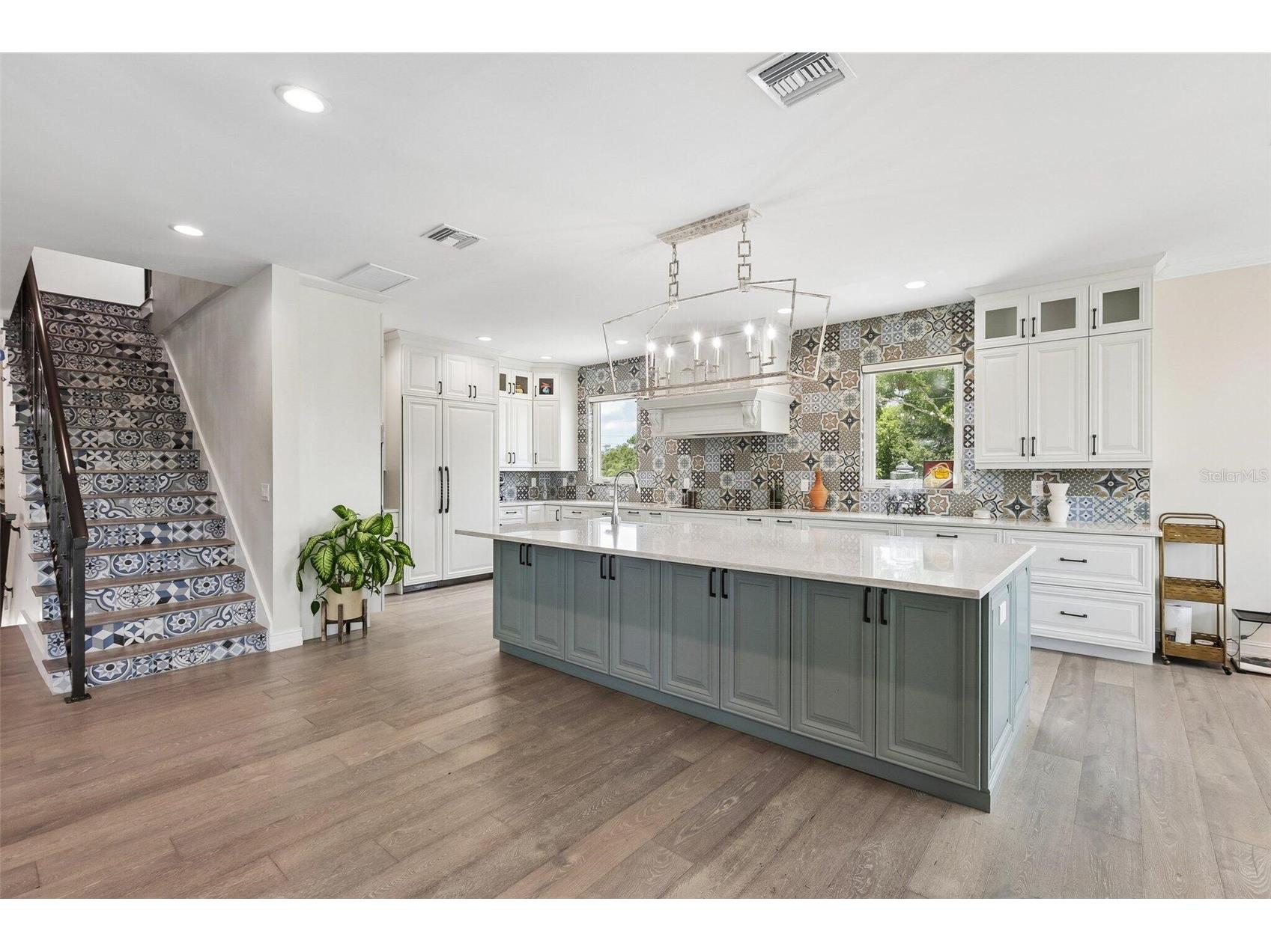 501 40th Avenue NE Saint Petersburg FL 33703 O6414691 image24