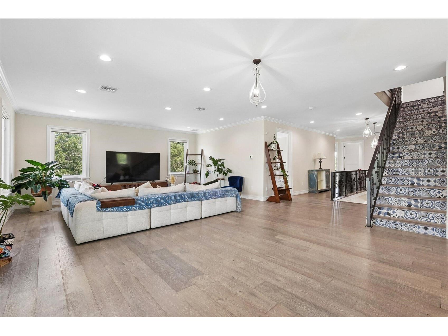 501 40th Avenue NE Saint Petersburg FL 33703 O6414691 image25