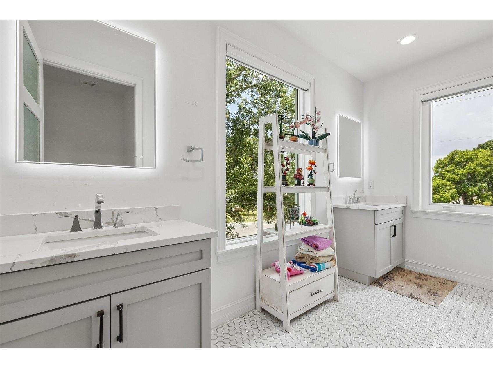 501 40th Avenue NE Saint Petersburg FL 33703 O6414691 image31