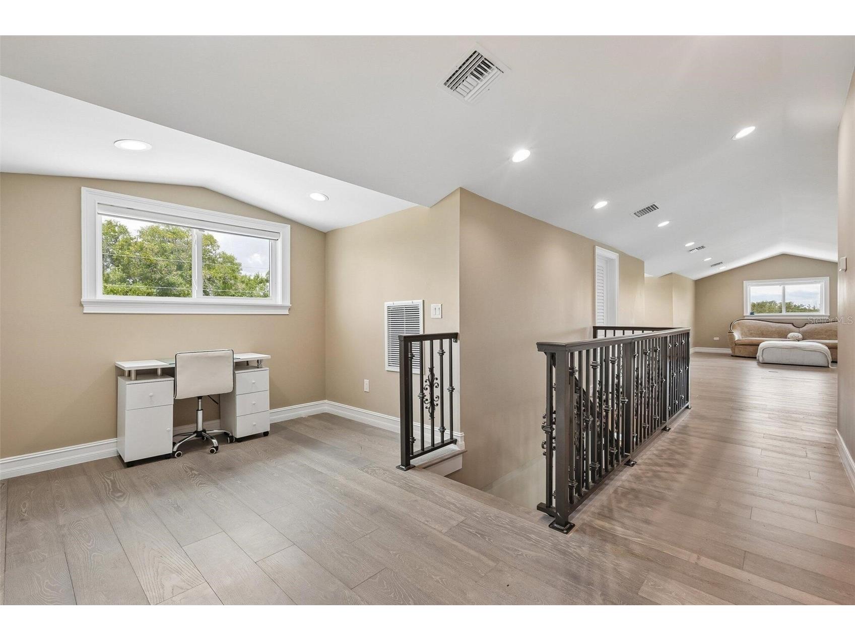 501 40th Avenue NE Saint Petersburg FL 33703 O6414691 image40