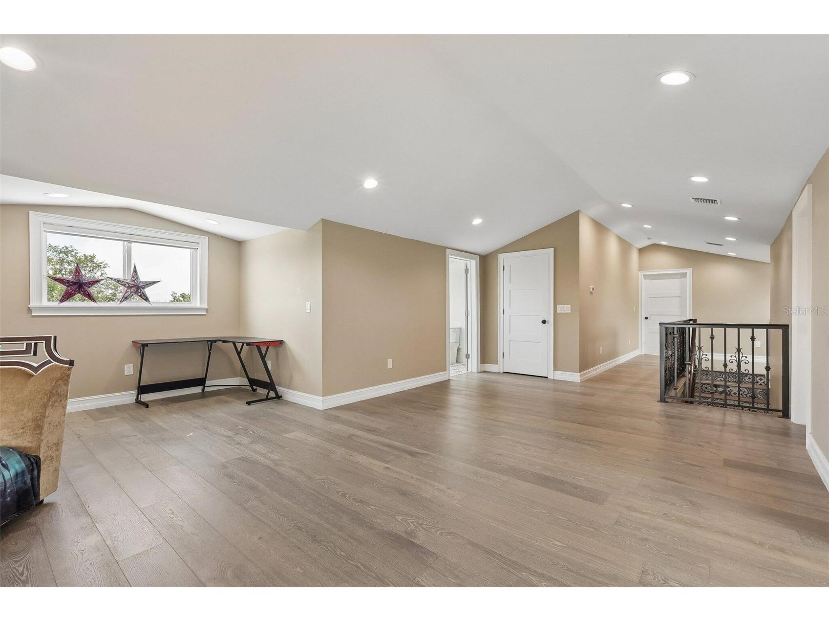 501 40th Avenue NE Saint Petersburg FL 33703 O6414691 image42