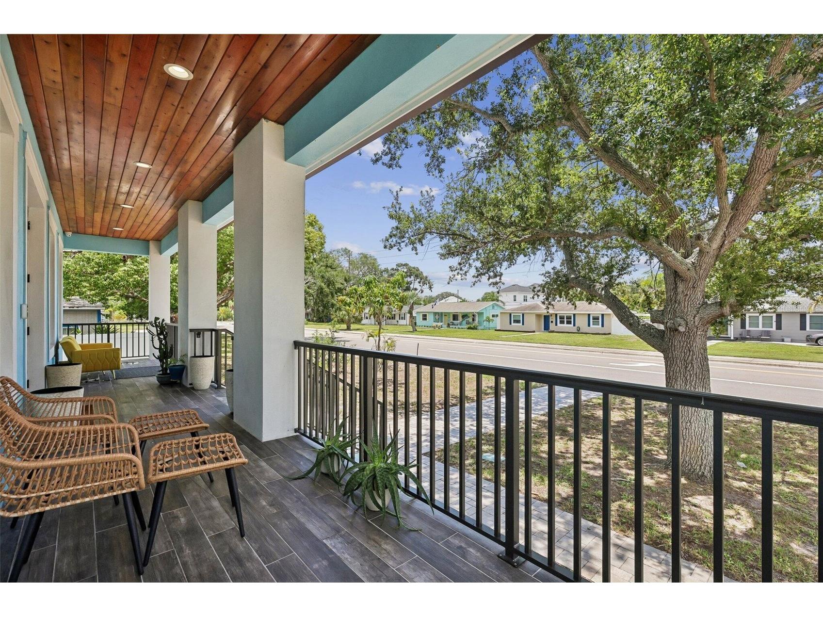 501 40th Avenue NE Saint Petersburg FL 33703 O6414691 image9