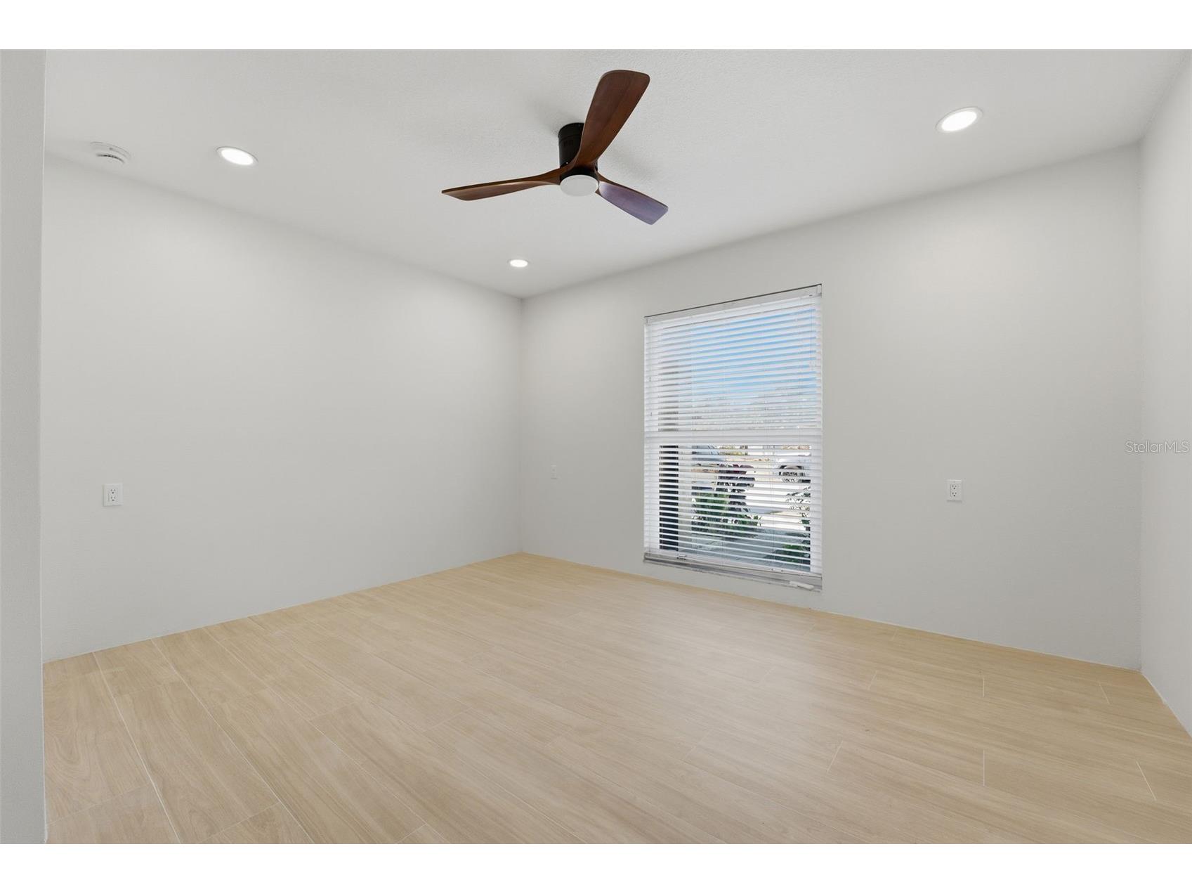 501 65th Street Holmes Beach FL 34217 A4691648 image42