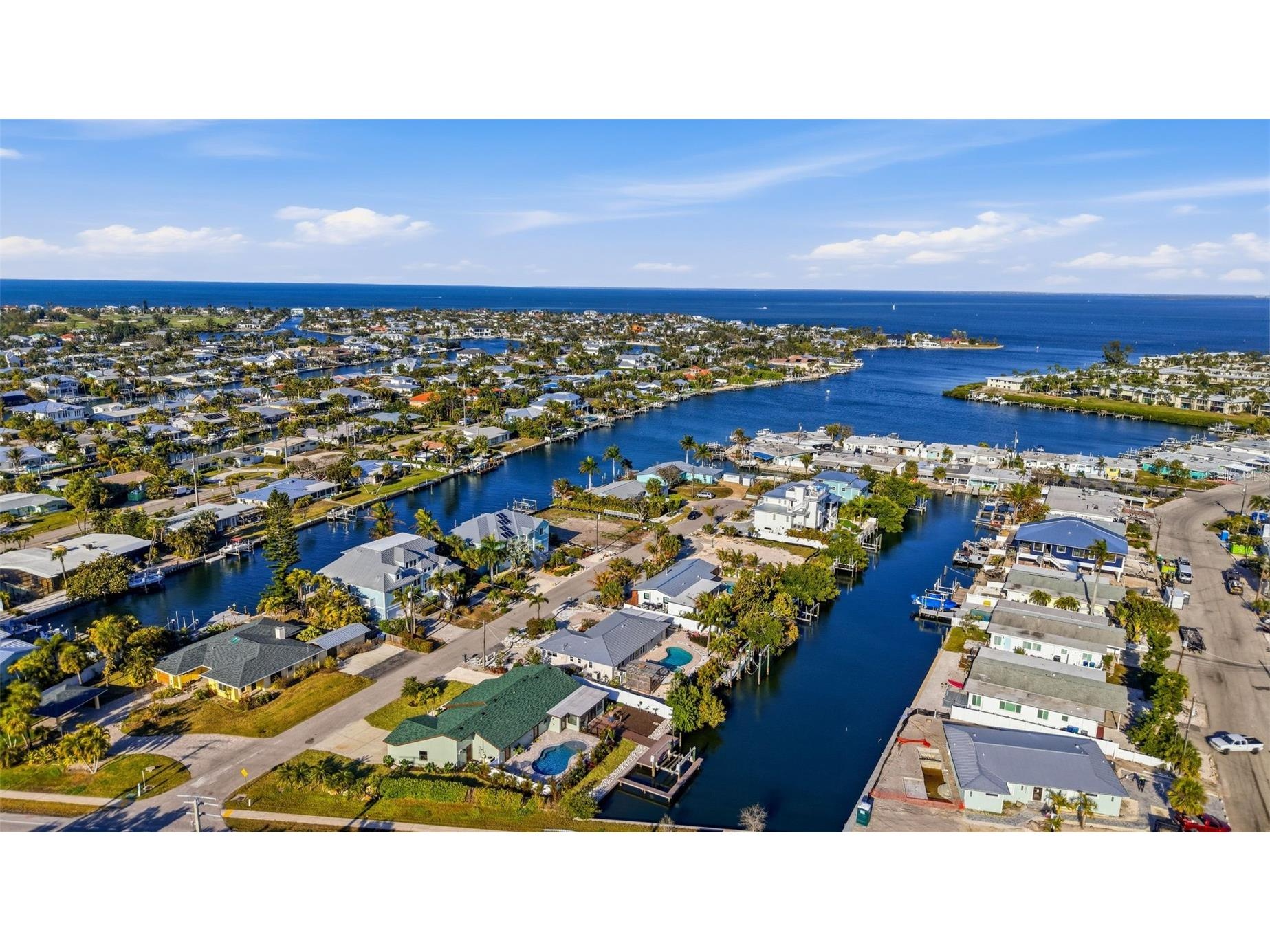 501 65th Street Holmes Beach FL 34217 A4691648 image54