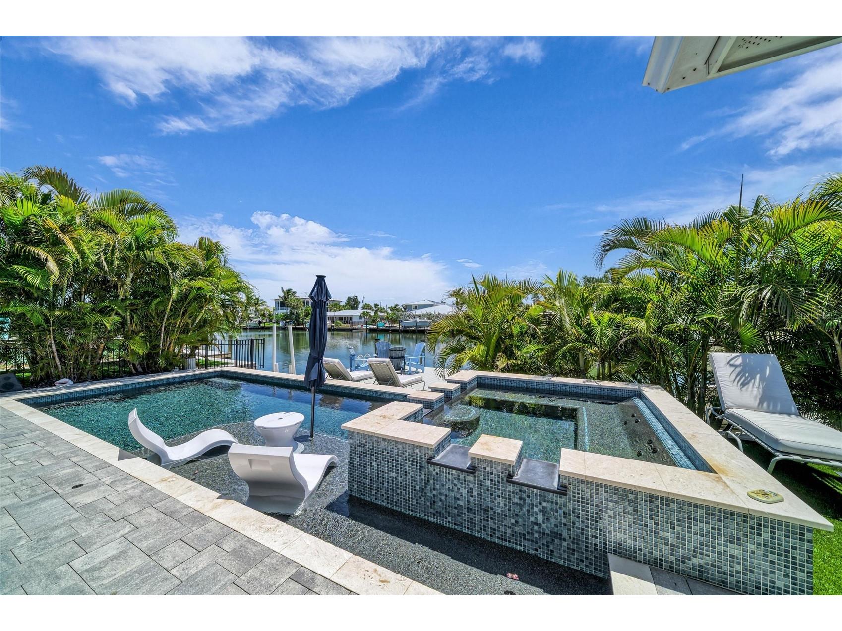 501 68th Street Holmes Beach FL 34217 - GRAND CANAL/BIMINI BAY A4691893 image34