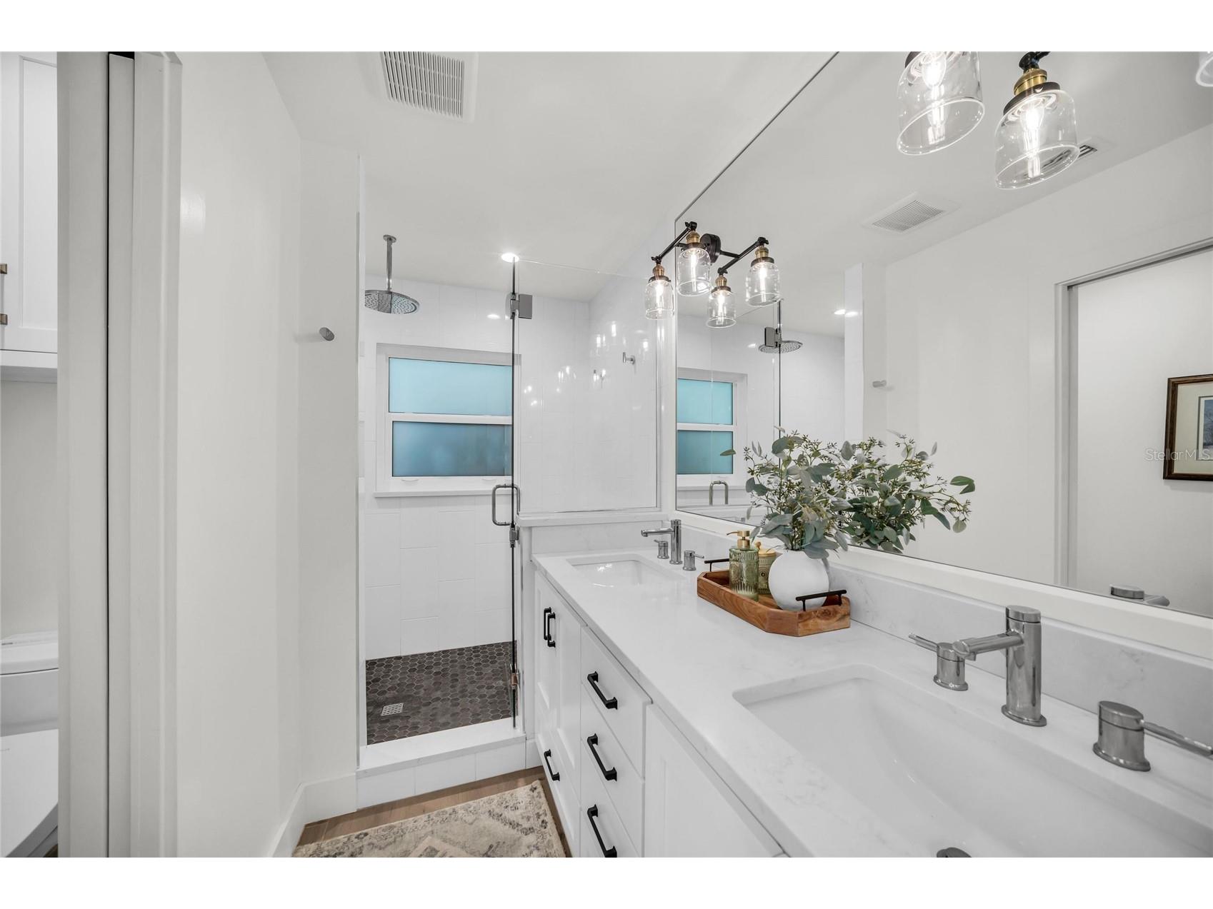 501 68th Street Holmes Beach FL 34217 - GRAND CANAL/BIMINI BAY A4691893 image45