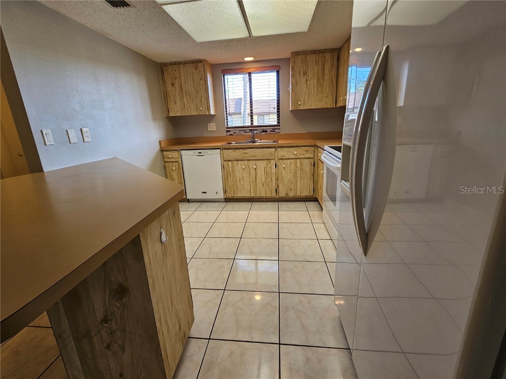 501 Albee Farm Road #V12 Venice FL 34285 N6140706 image4