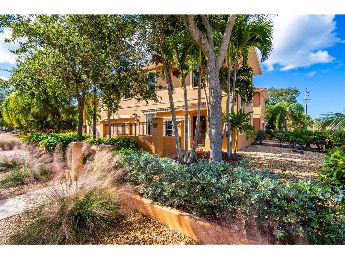 501 Barcelona Avenue #E Venice FL 34285 N6129382 image1