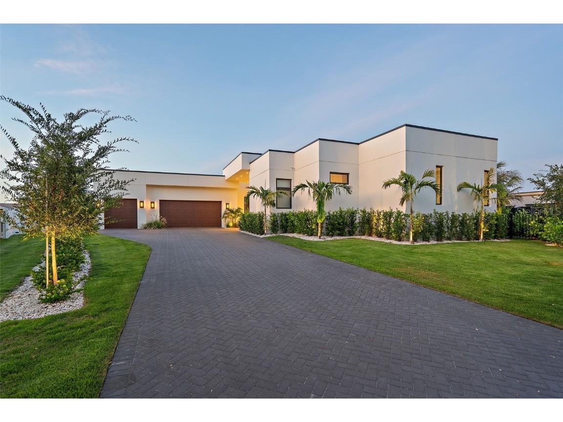 501 Barcelona Drive Tierra Verde FL 33715 - GRAND CANAL TB8396125 image1