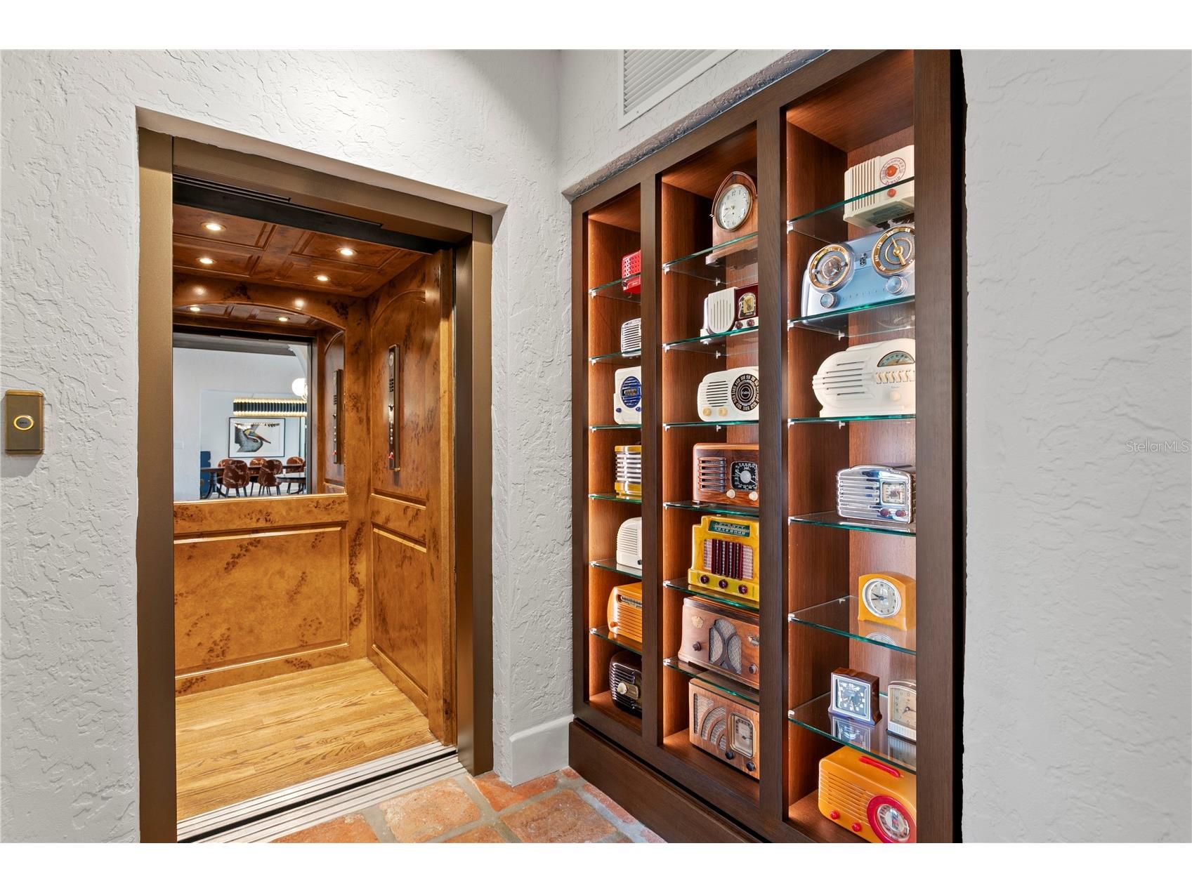 501 Brightwaters Boulevard NE Saint Petersburg FL 33704 - TAMPA BAY TB8399521 image19