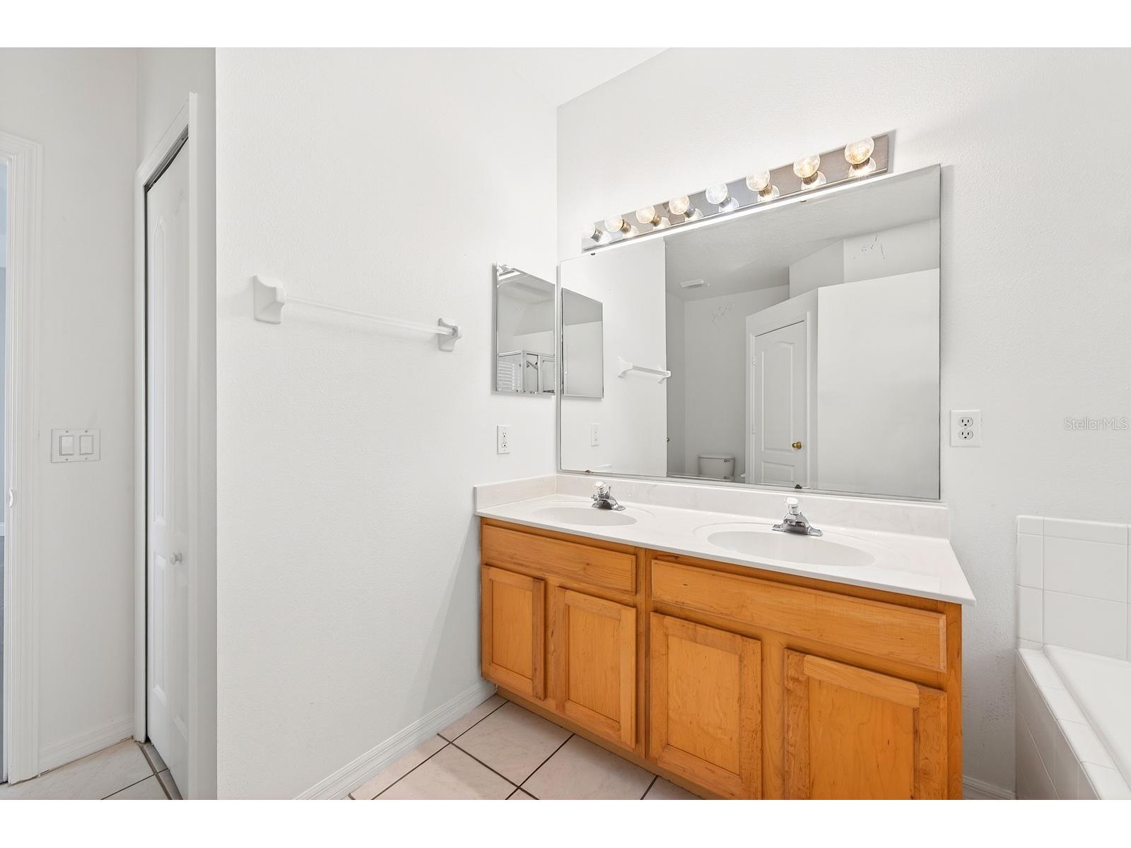 501 Carey Way Orlando FL 32825 O6395197 image13