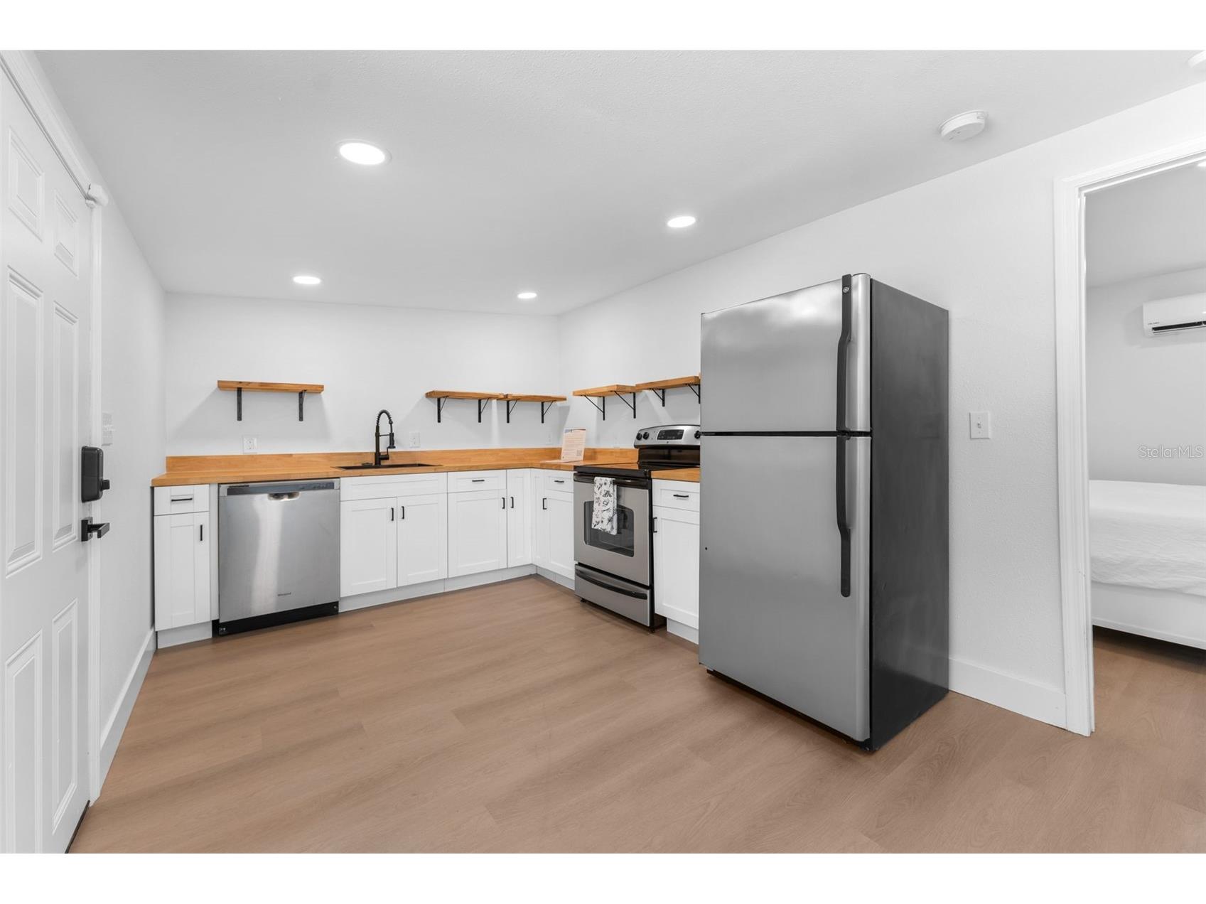 501 E Cluster Avenue Tampa FL 33604 TB8506077 image18