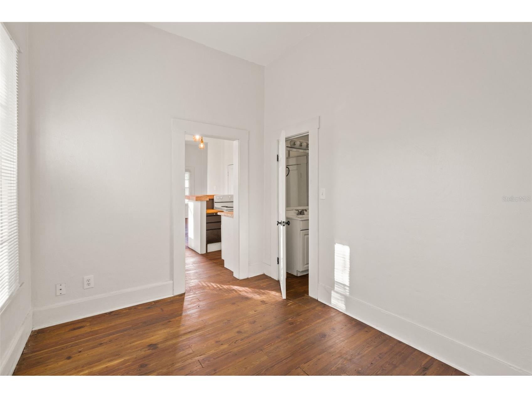 501 E Floribraska Avenue Tampa FL 33603 TB8485197 image18