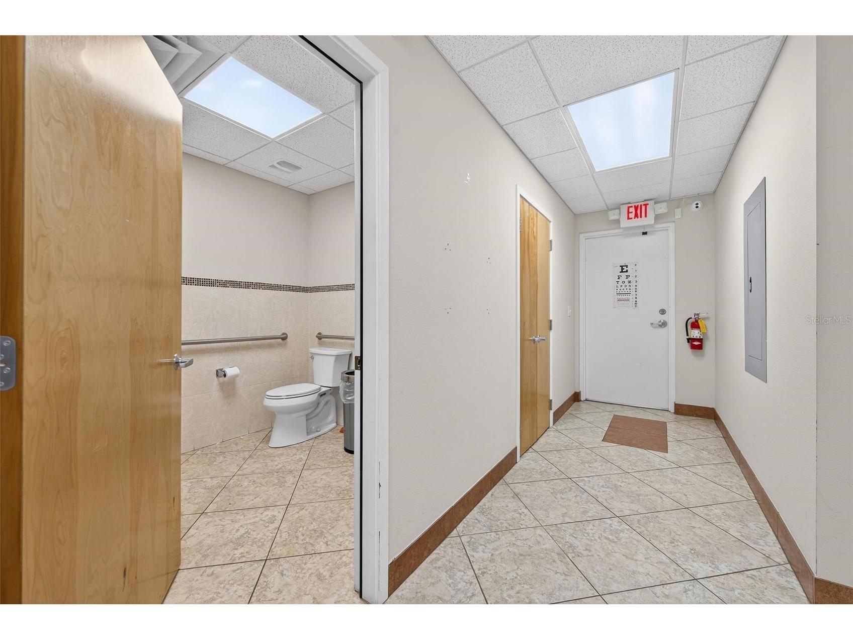 501 E North Boulevard Leesburg FL 34748 OM721532 image14