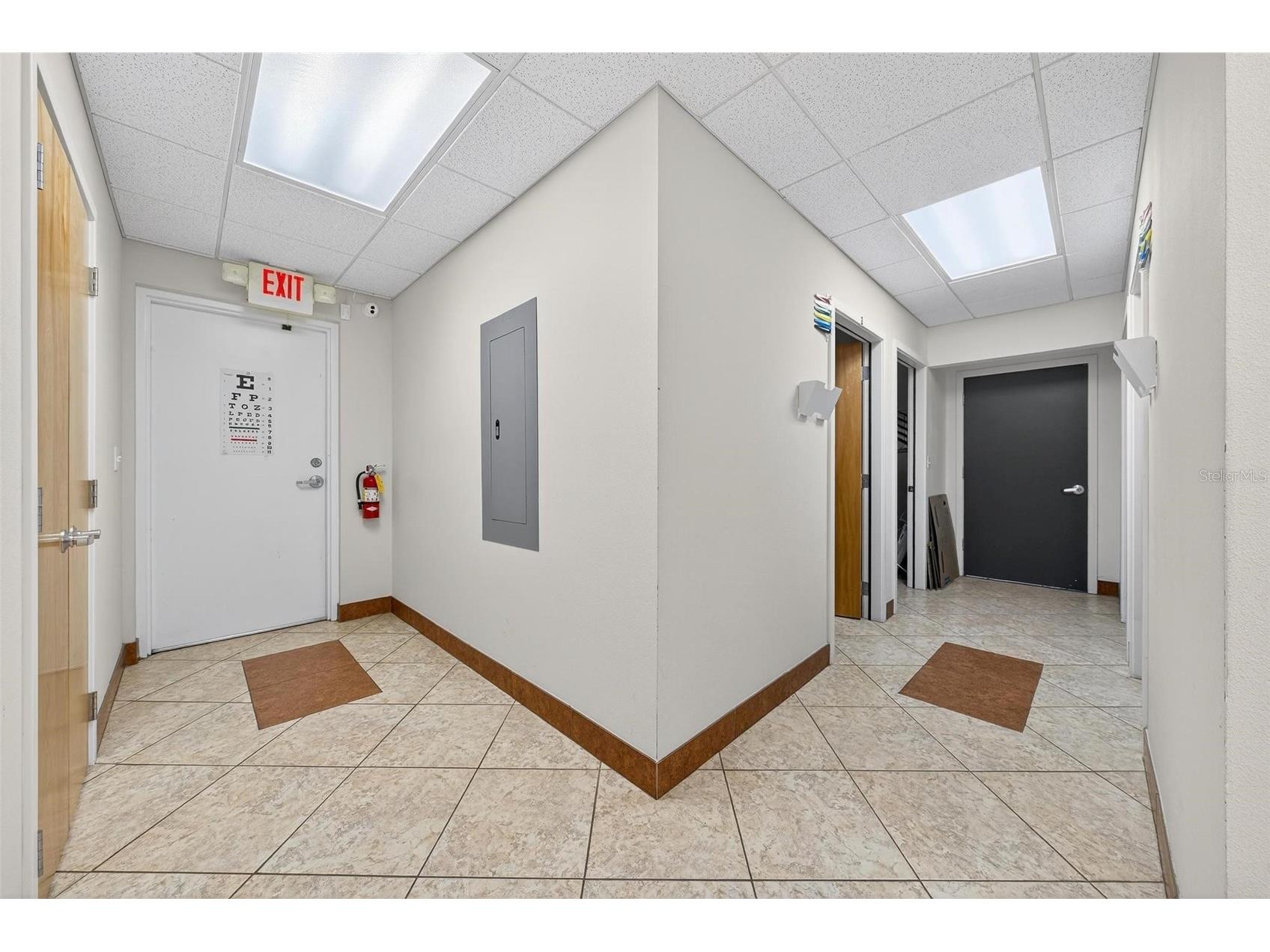 501 E North Boulevard Leesburg FL 34748 OM721532 image15