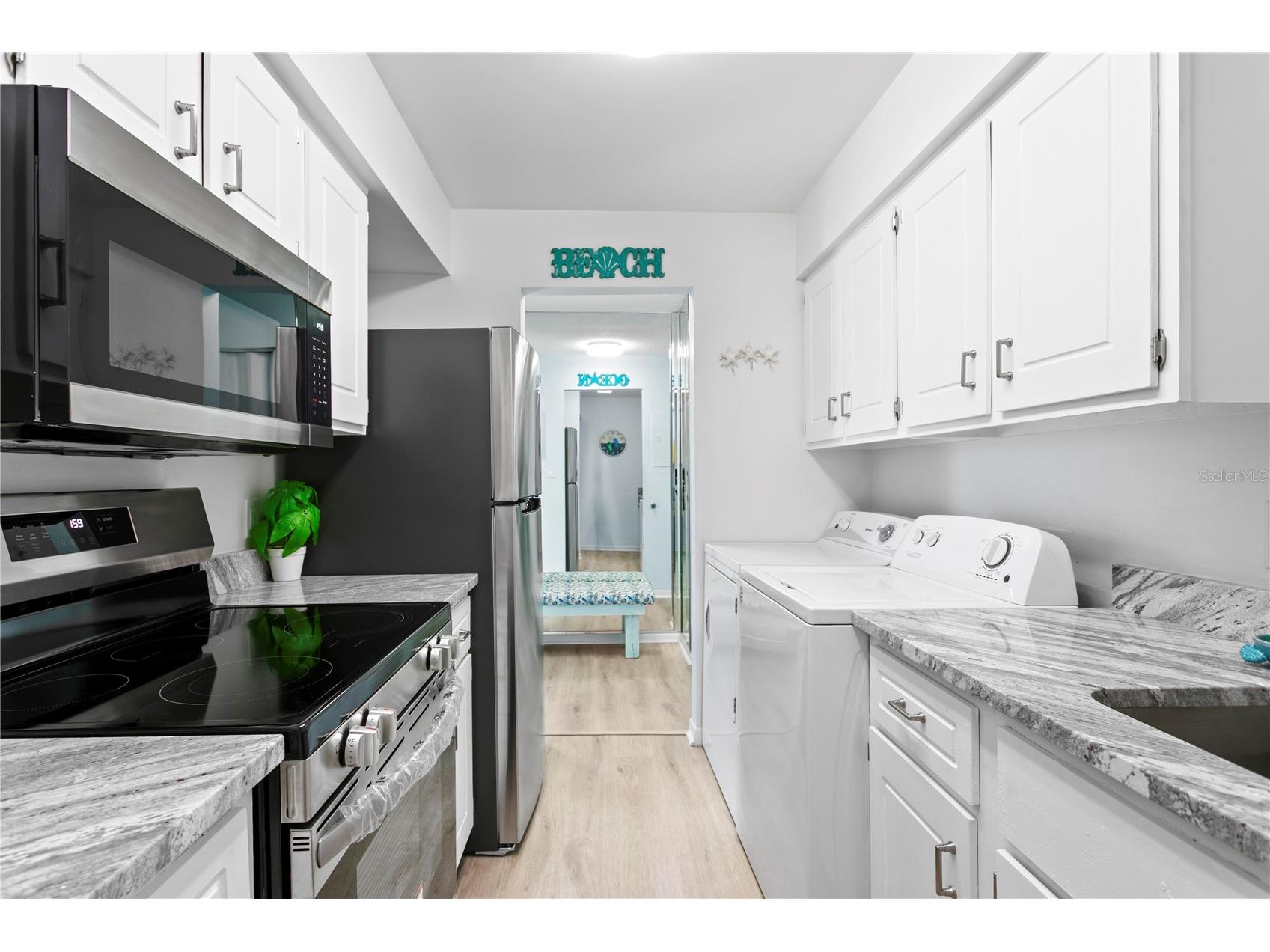 501 East Bay Drive #104 Largo FL 33770 TB8517497 image1