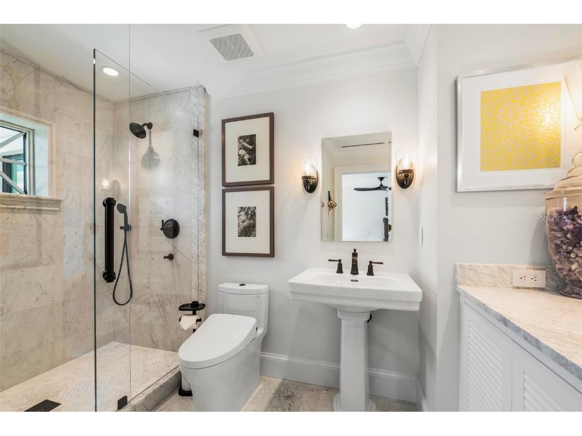 501 Harbor Point Road Longboat Key FL 34228 A4625287 image39