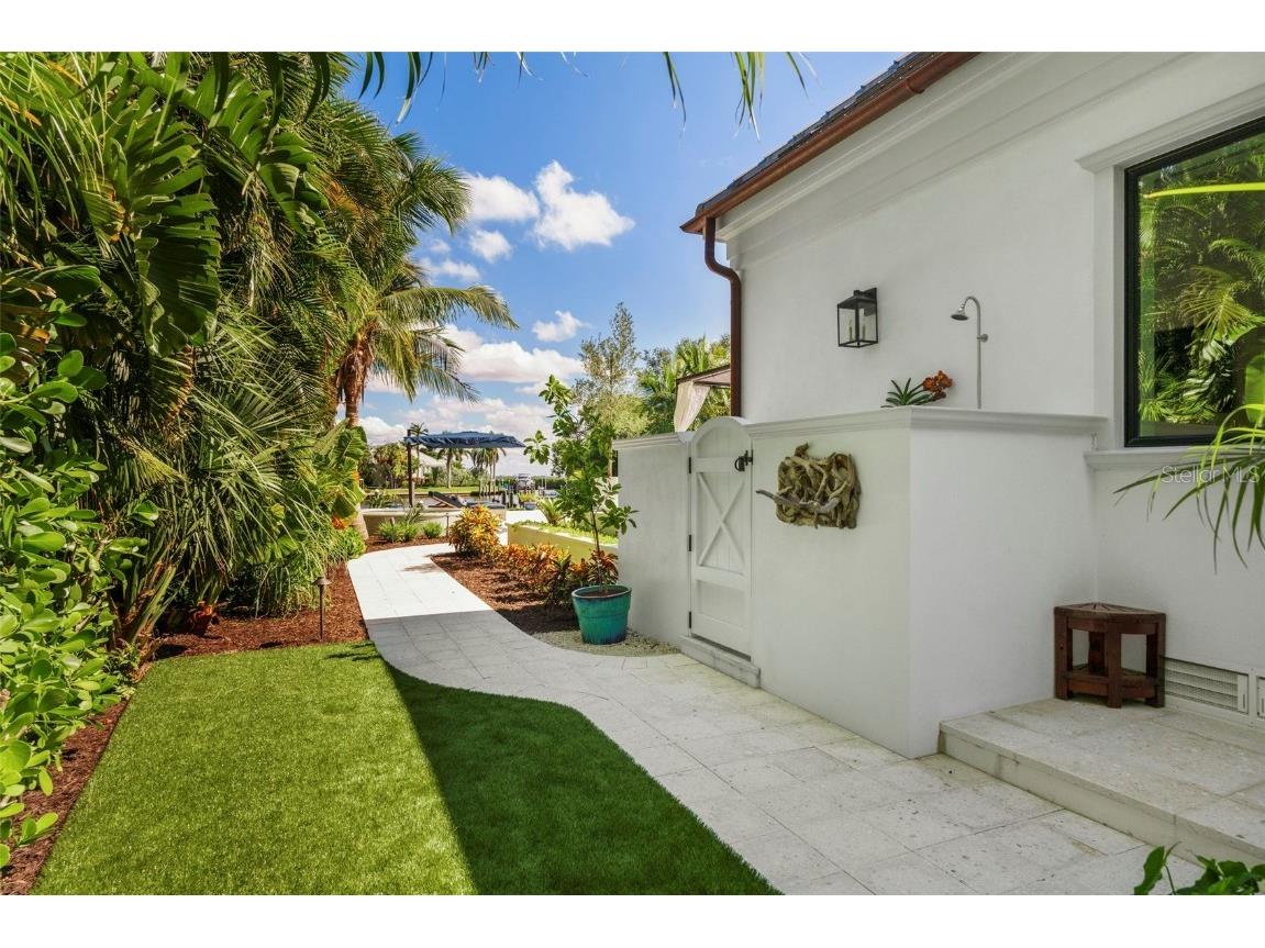 501 Harbor Point Road Longboat Key FL 34228 A4625287 image77