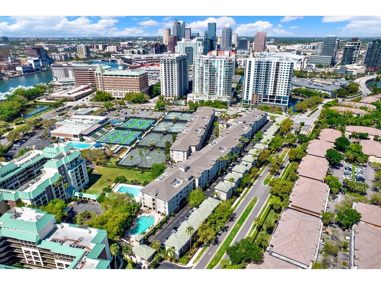 501 Knights Run Ave #1234 Tampa FL 33602 TB8489312 image1