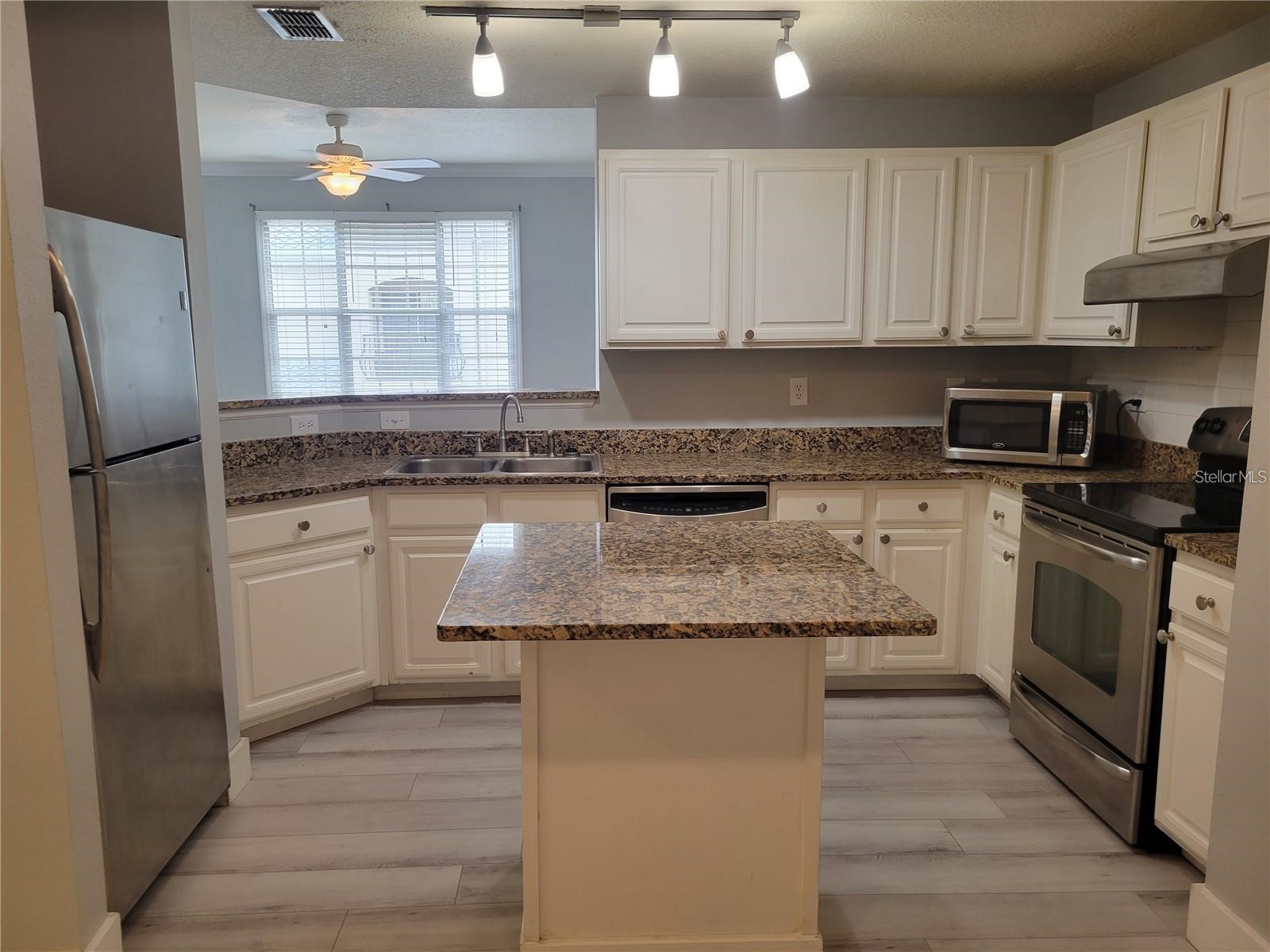 501 Knights Run Avenue #1113 Tampa FL 33602 TB8519417 image3