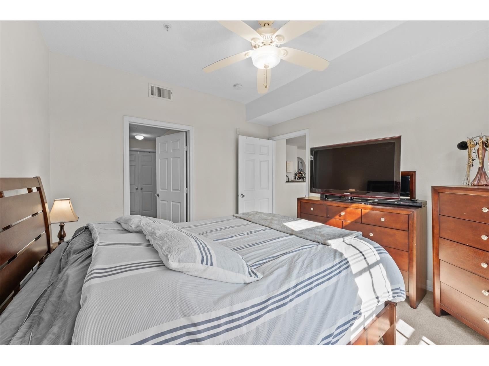 501 Knights Run Avenue #1215 Tampa FL 33602 TB8487236 image13