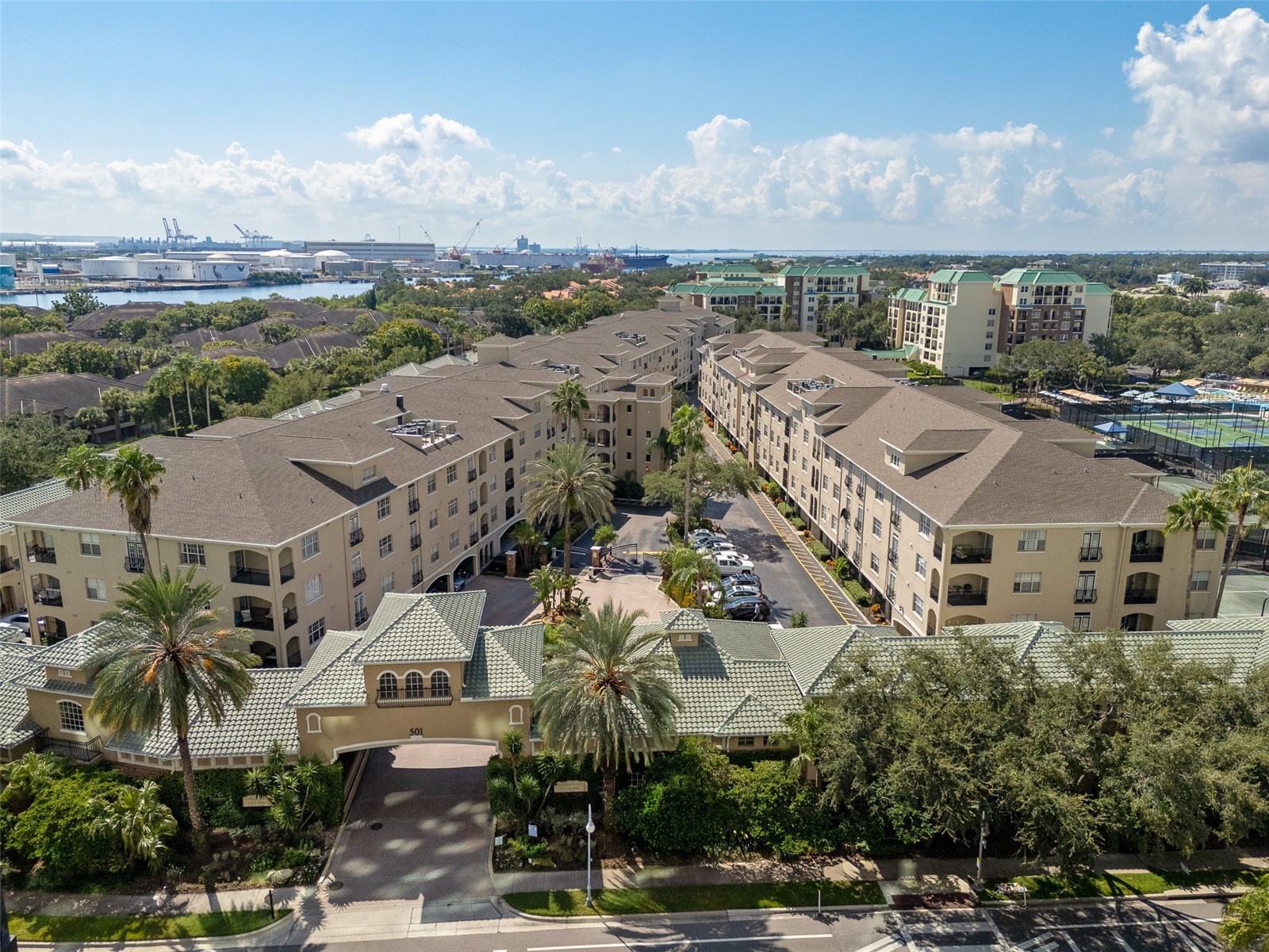 501 Knights Run Avenue #1215 Tampa FL 33602 TB8487236 image3
