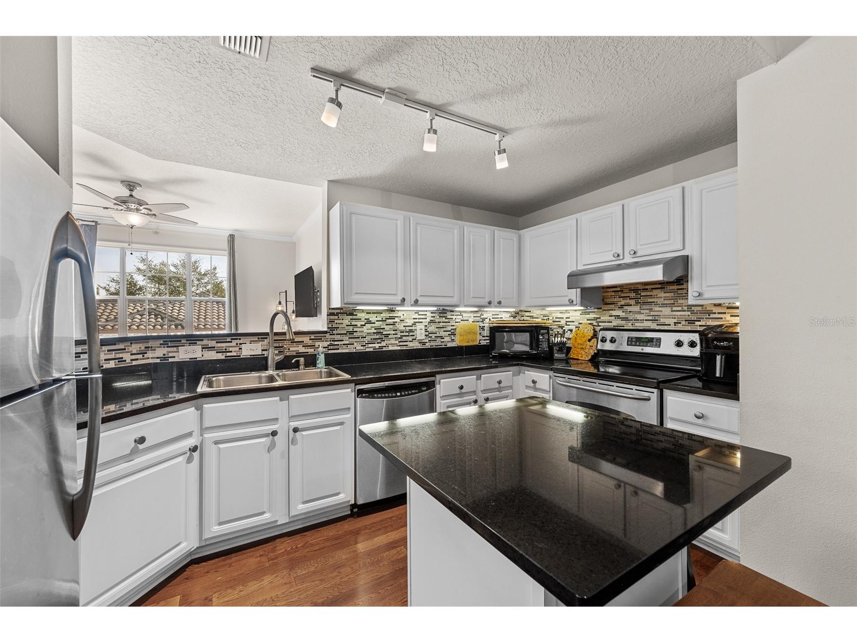 501 Knights Run Avenue #1215 Tampa FL 33602 TB8487236 image4