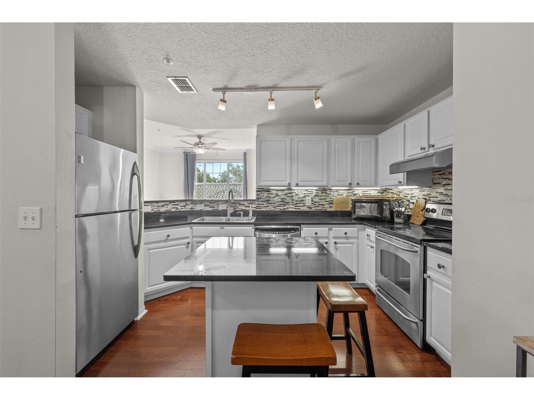 501 Knights Run Avenue #1215 Tampa FL 33602 TB8487236 image5