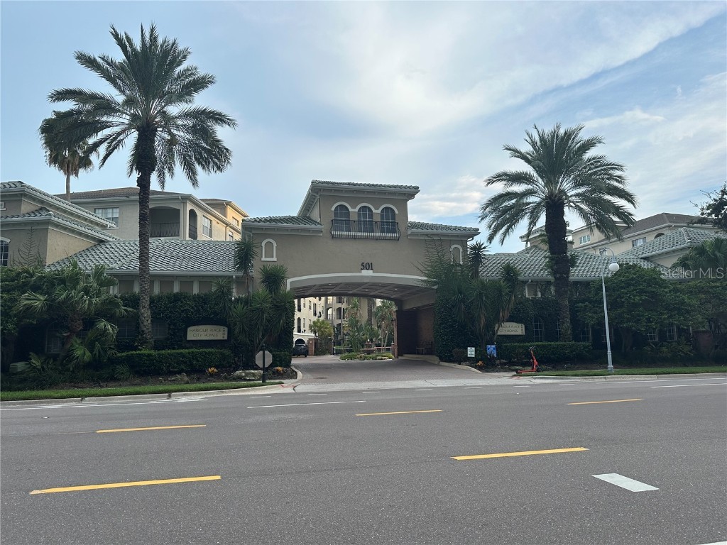501 Knights Run Avenue #1332 Tampa FL 33602 O6133762 image1