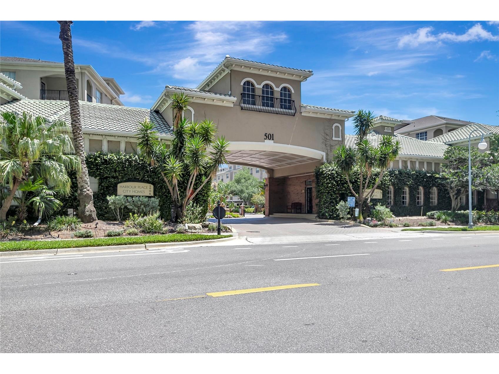 501 Knights Run Avenue #2202 Tampa FL 33602 TB8511460 image1