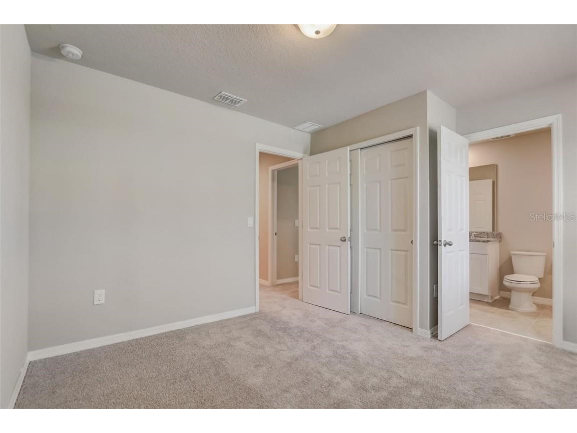 501 Legacy Loop Davenport FL 33896 O6347580 image16