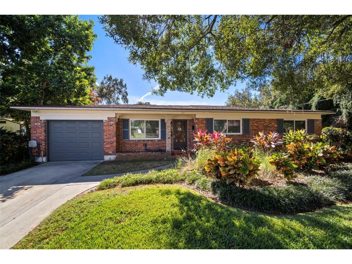 501 N Bryan Circle Brandon FL 33511 TB8445706 image1