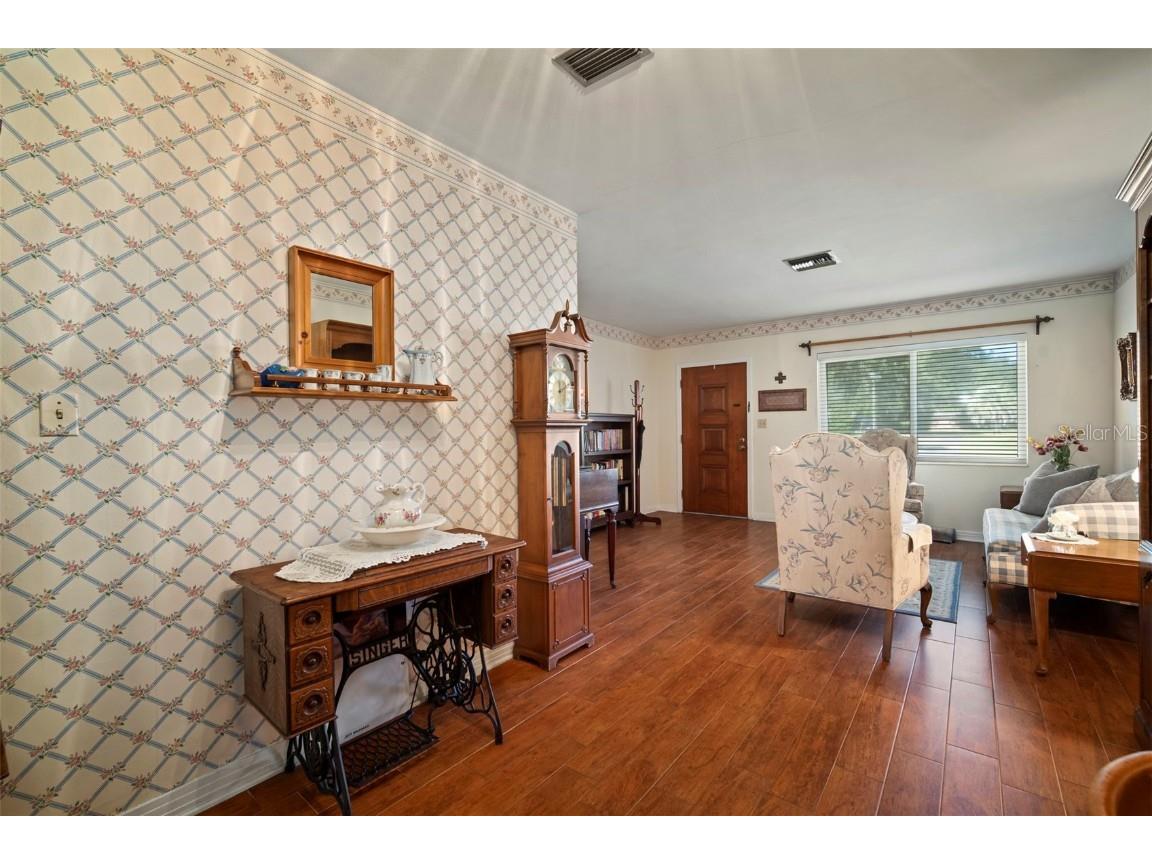 501 N Bryan Circle Brandon FL 33511 TB8445706 image15