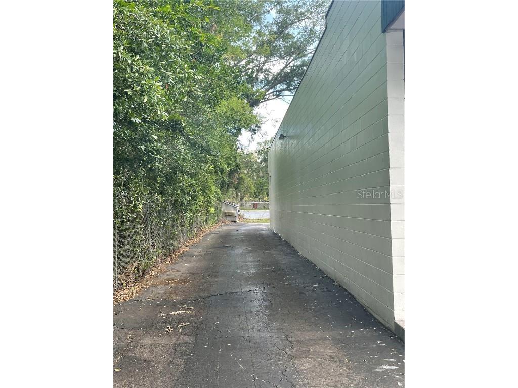 501 NW 23rd Avenue #A Gainesville FL 32609 GC523582 image3