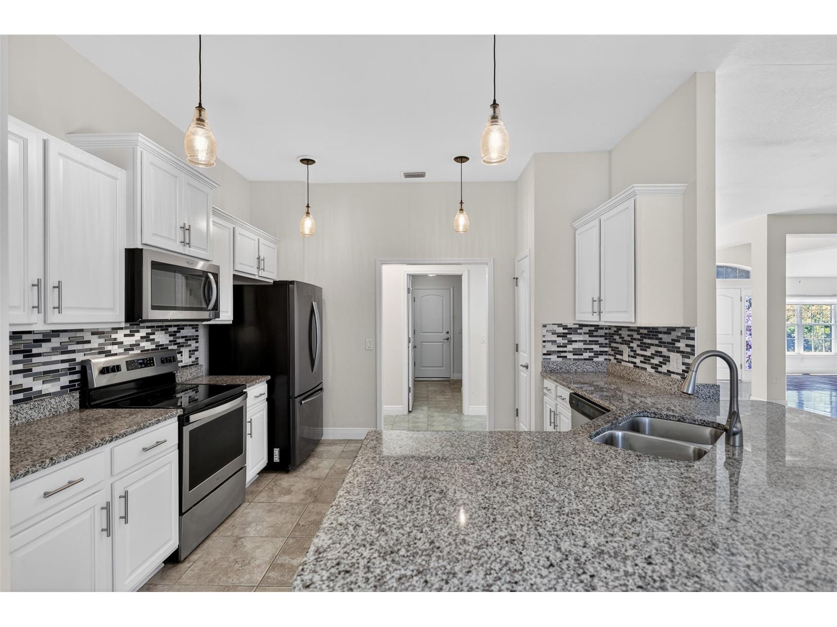 501 San Cristobal Avenue Punta Gorda FL 33983 C7524618 image11