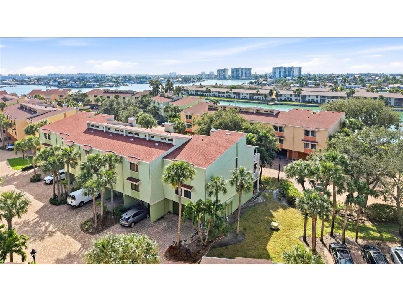 501 Sandy Hook Road Treasure Island FL 33706 TB8460993 image1