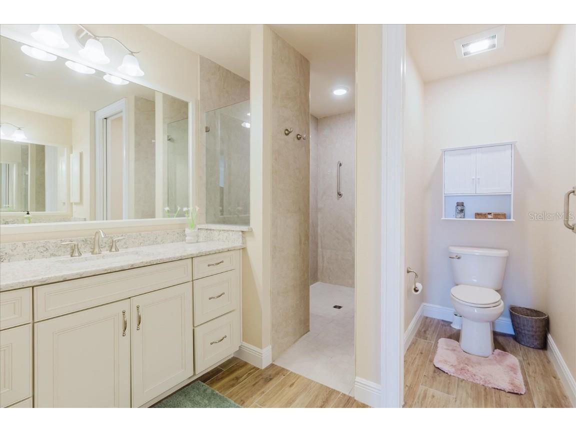 501 Tamiami Trail N #201 Venice FL 34285 A4657229 image45