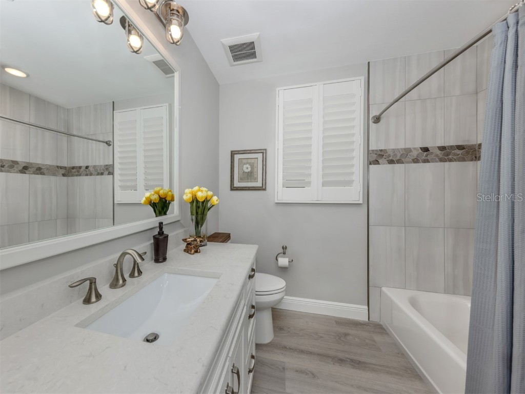 501 Tamiami Trail N #502 Venice FL 34285 N6137081 image26