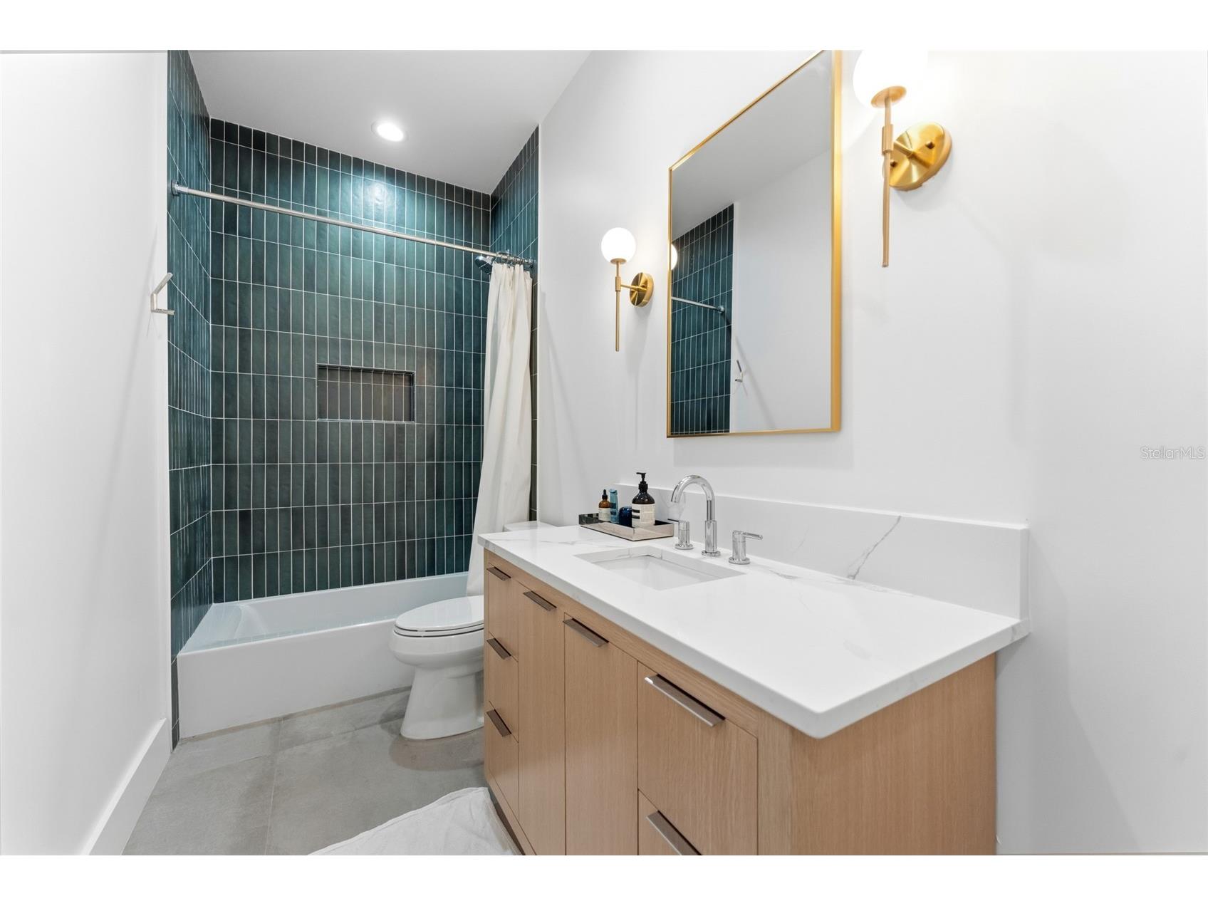 501 W Warren Avenue #2 Tampa FL 33602 TB8526498 image32