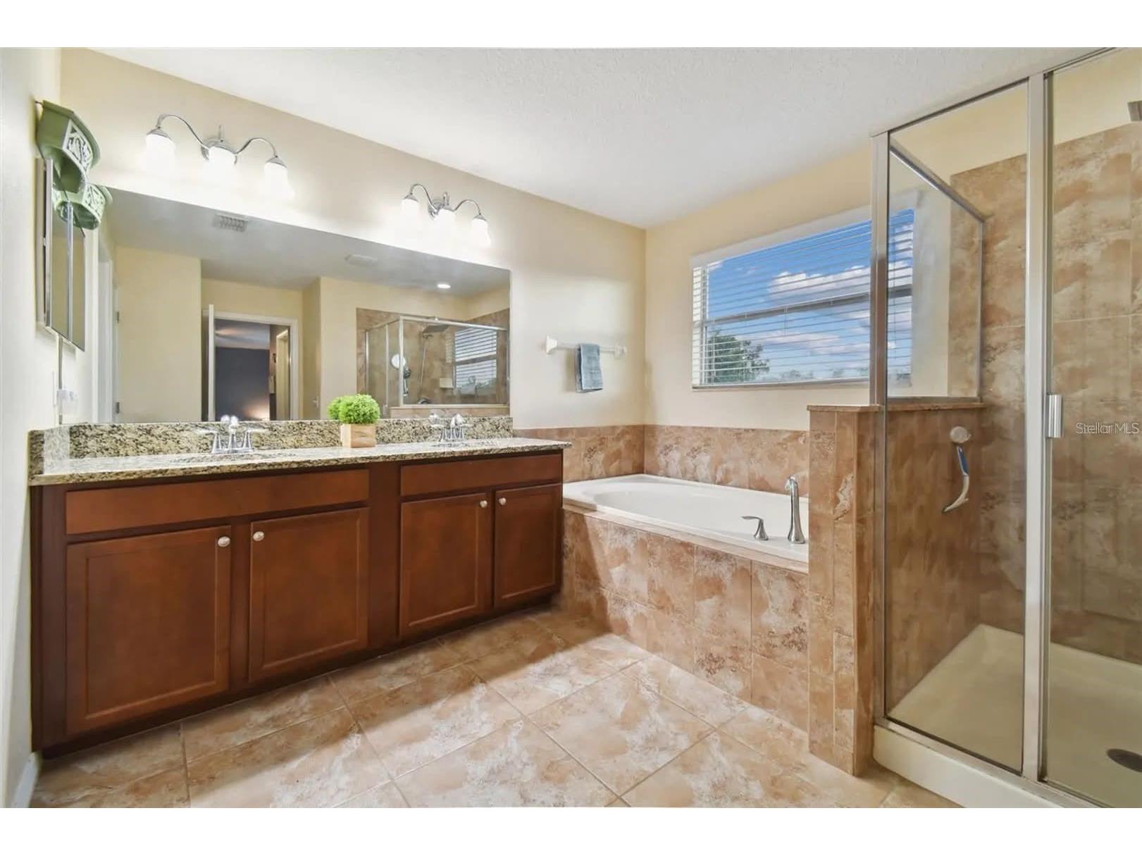 501 Washita Stone Drive Ruskin FL 33570 A4690862 image18
