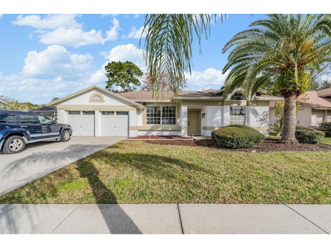 501 Waterford Circle W Tarpon Springs FL 34688 U8229868 image1